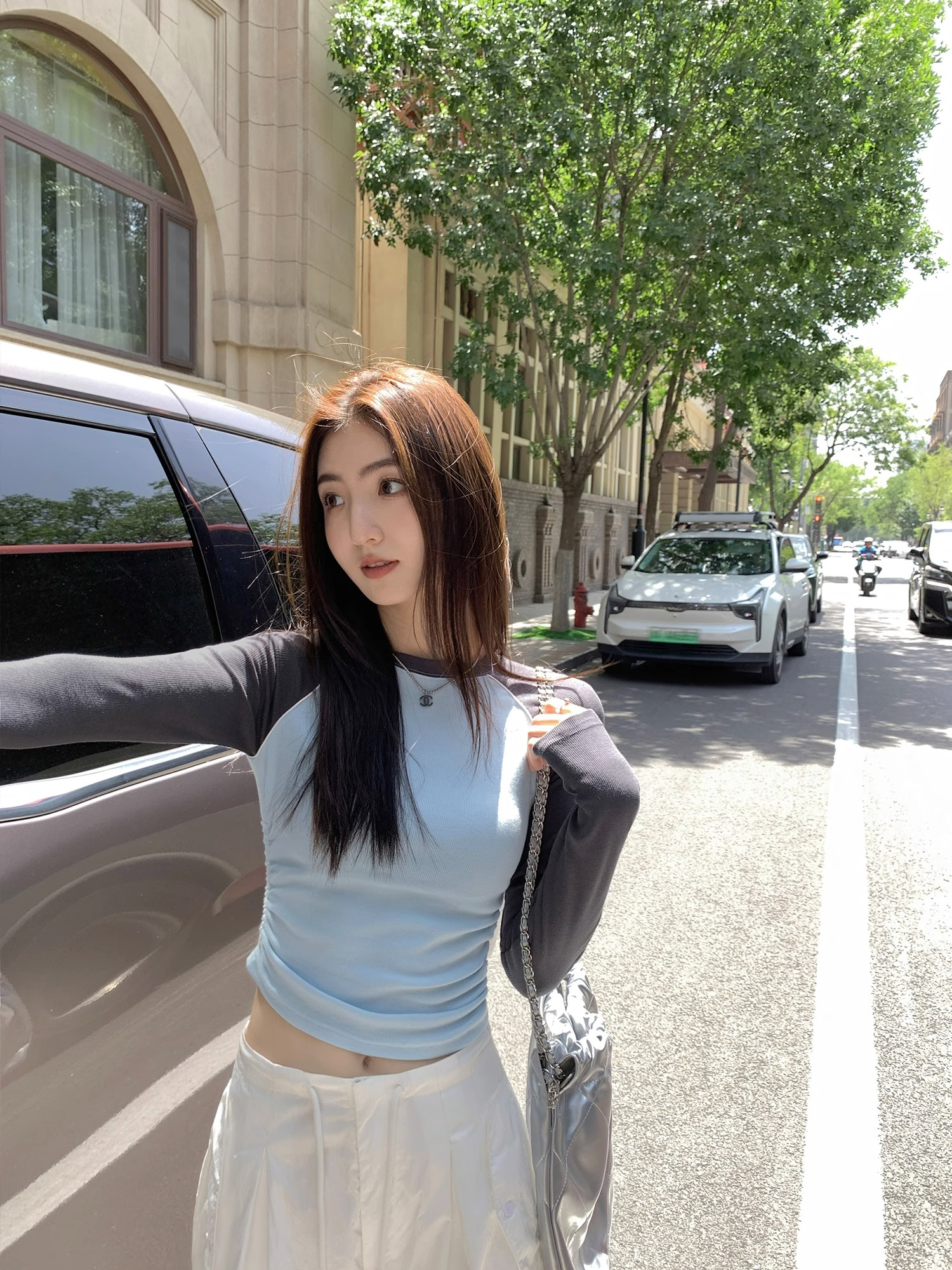 MULVAN 撞色拼接長袖t恤女秋季新款設計感內搭打底衫插肩袖上衣