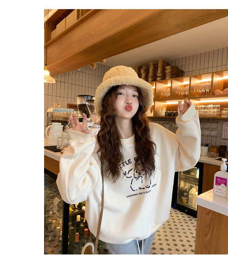 Harajuku BF thickened velvet pullover round neck sweatshirt for female students salt loose top autumn and winter coat lazy style