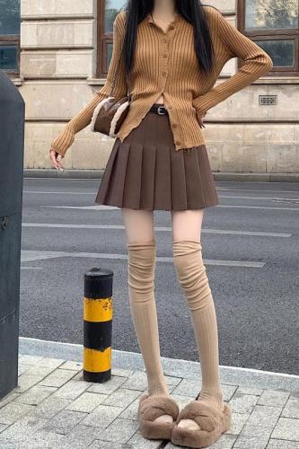 Actual shot of 2023 new JK hot girl short skirt slimming A-line Maillard college style skirt