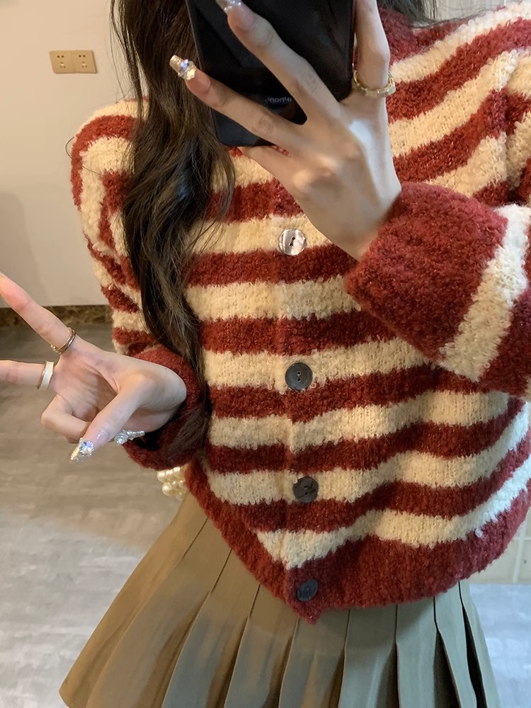 法式條紋毛衣女針織開衫秋冬新款外穿軟糯圈圈紗小眾設計感短上衣