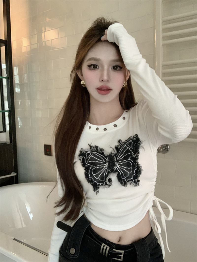 Autumn unique and chic American sweet and cool hot girl slim fit short patch top bottoming shirt actual shot