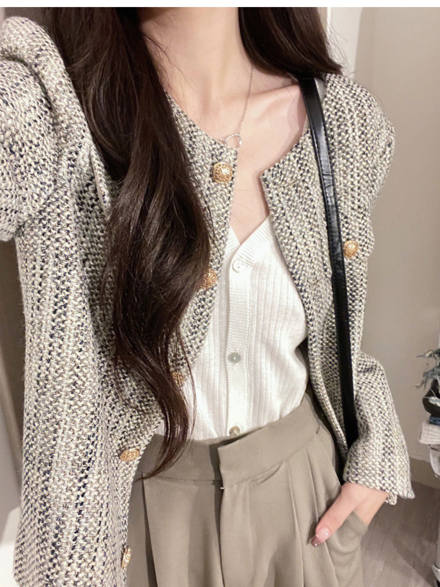早秋灰色短款小香風外套女春秋款小眾高級感炸街氣質名媛上衣秋季