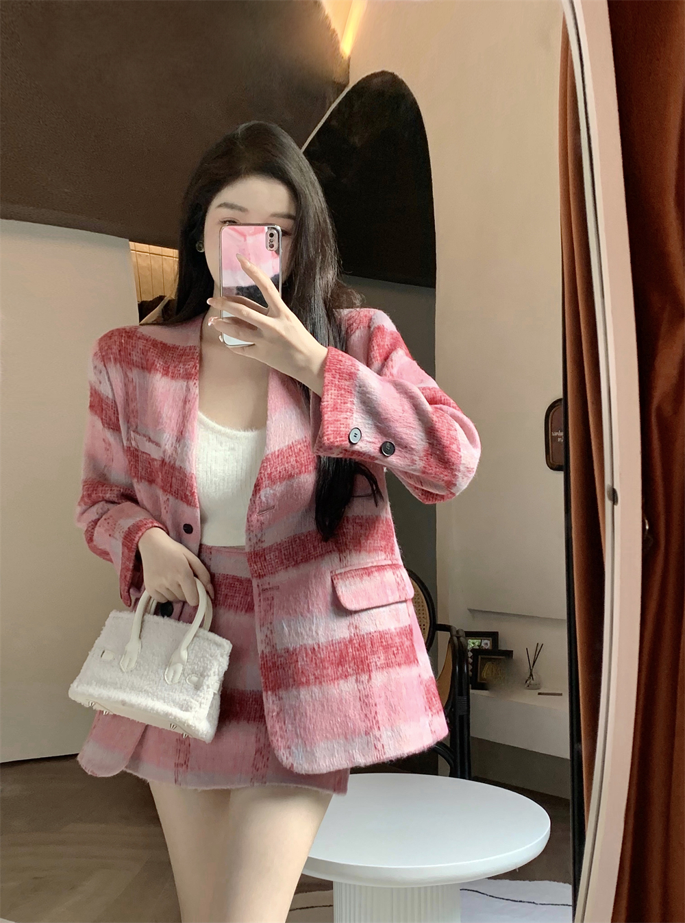 Actual shot of fashionable small style woolen suit jacket high waist skirt suit