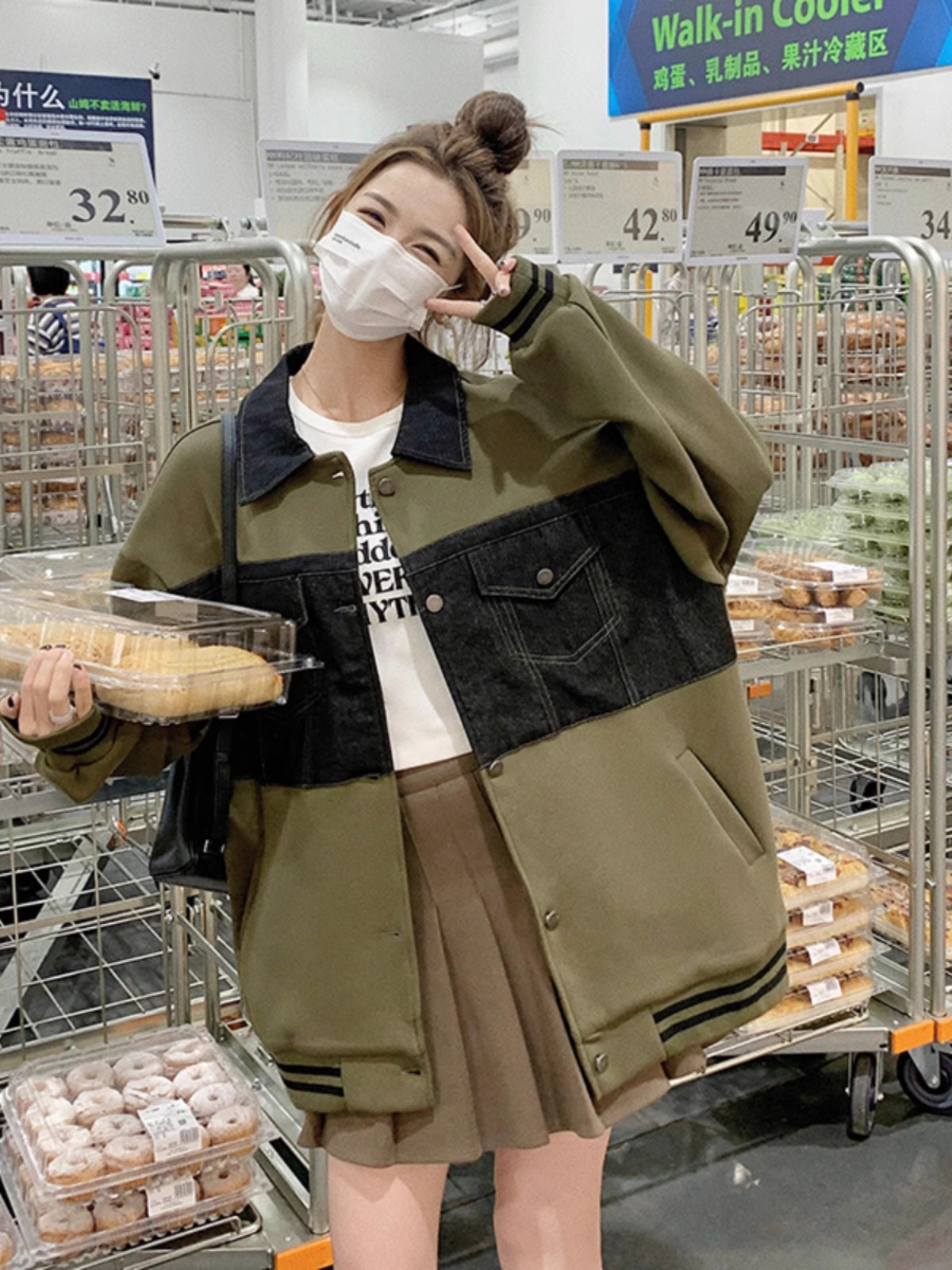 食毛華棉複合牛奶絲300克 ~插牛仔綠色工裝棒球服外套女