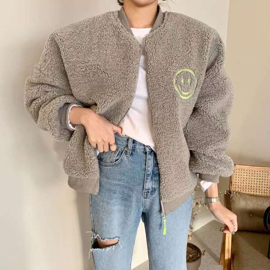 2023 autumn and winter new American style imitation lamb plush smiley face embroidered baseball uniform jacket jacket for women ins trend