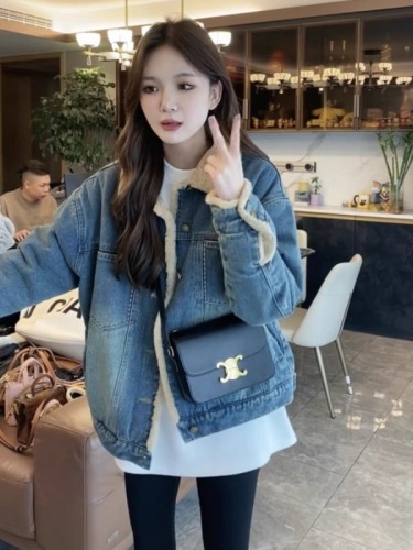 American retro plus velvet lambswool denim jacket for women winter thickened warm fur loose casual jacket top