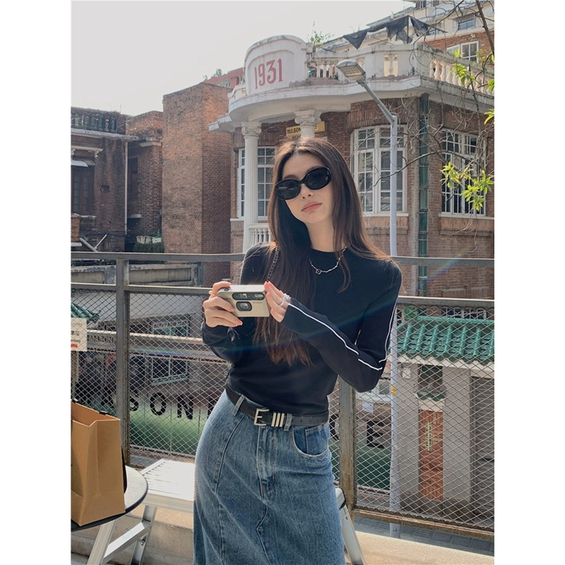 時尚超火甜酷風圓領長袖正肩T恤女秋季修身顯瘦百搭短款打底上衣