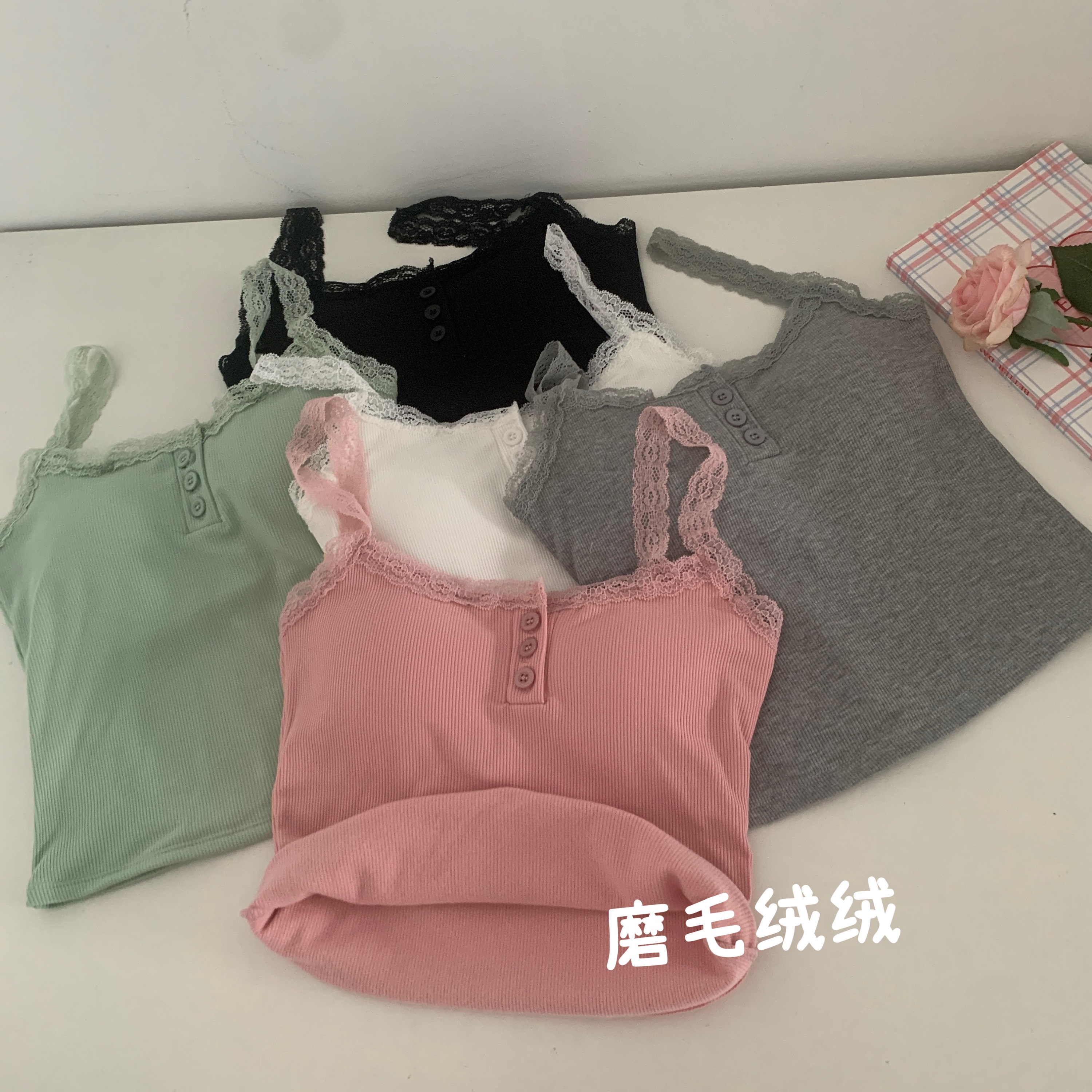 實拍 純欲風打底背心磨毛保暖加絨蕾絲邊性感內搭上衣外穿