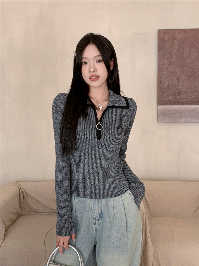 Actual shot of zipper lapel sweater for women in fall and winter, long-sleeved inner layer, slim-fitting high-end top, knitted bottoming shirt