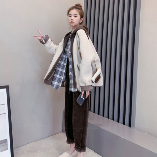 Official photo Korean version of the new retro lamb wool short coat autumn and winter large size loose and stylish age-reducing cardigan top for women