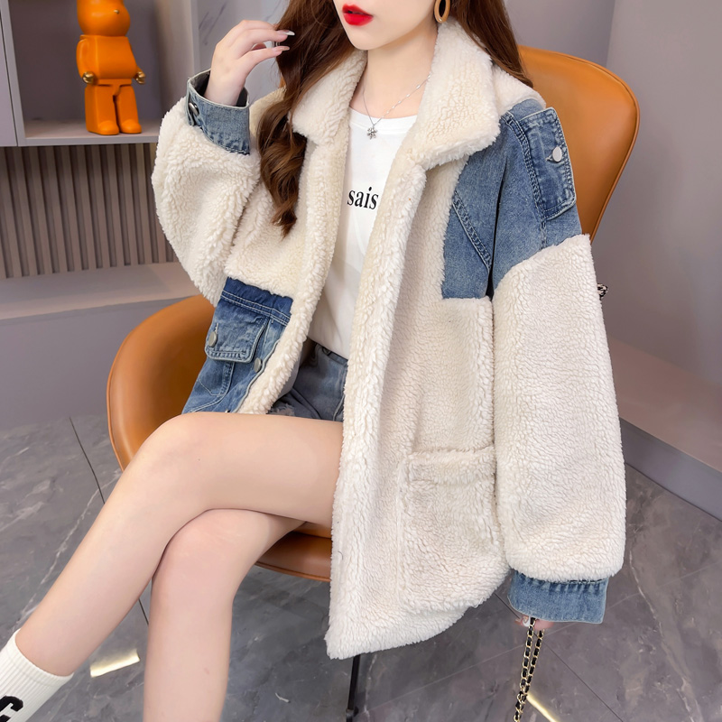 實拍 300克羊羔絨拼接純棉牛仔2023新款大碼女加絨加厚外套女