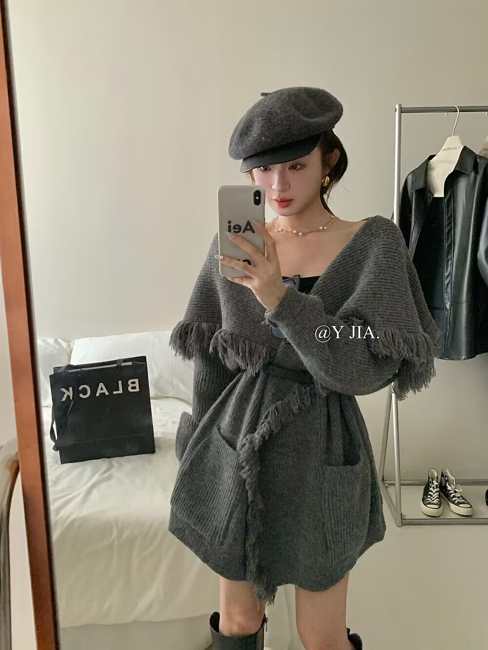 Autumn and winter Korean style design with large lapel and chic tassel mid-length loose and slim long-sleeved knitted cardigan