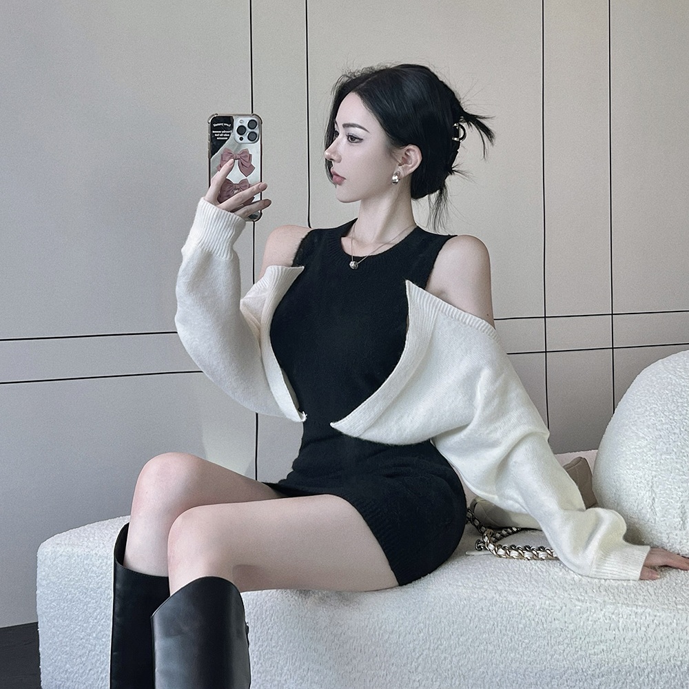 實拍 女裝2023秋冬高級感時尚黑白拼色修身包臀毛衣連衣裙