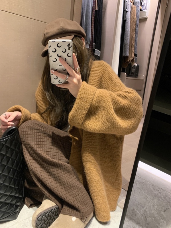 Lapel lazy style sweater cardigan jacket for women 2023 autumn and winter new thickened loose knitted top