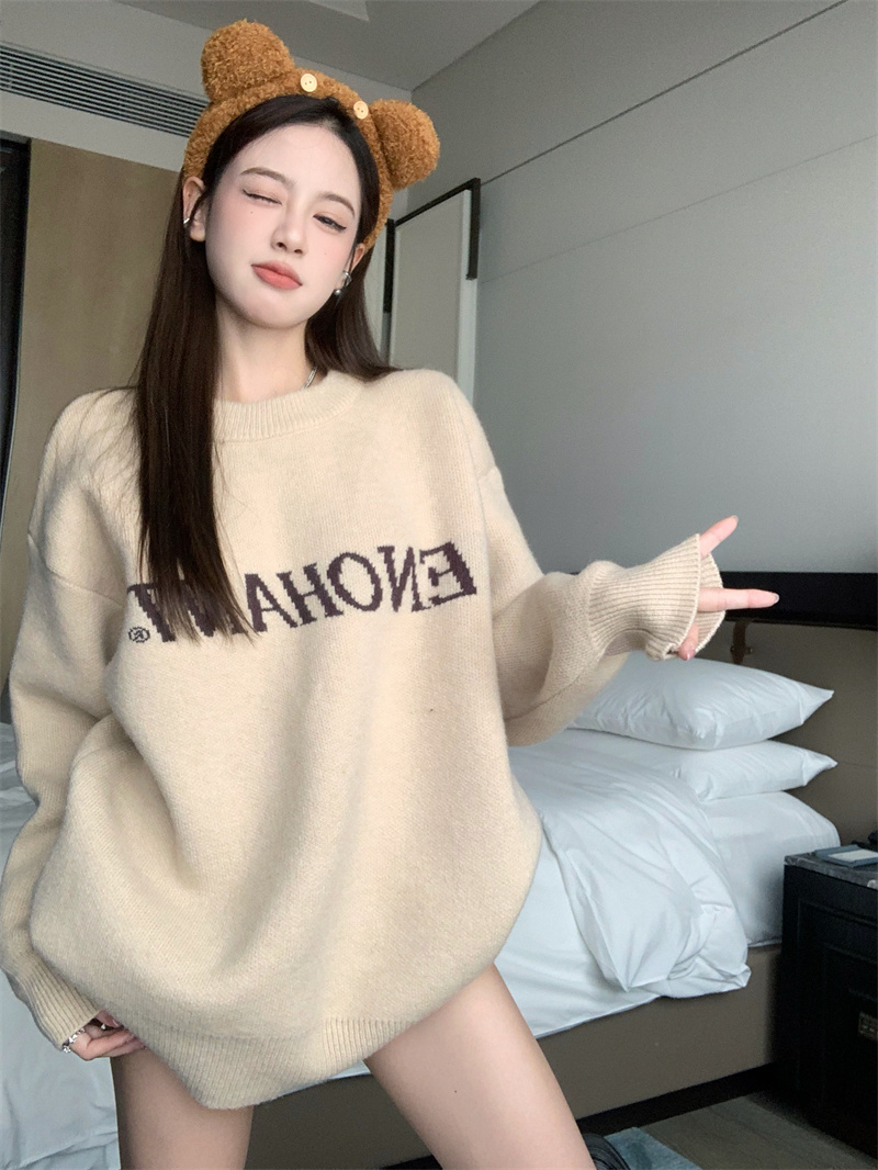 實拍 慵懶風軟糯字母毛衣女秋季寬鬆套頭針織衫長袖情侶裝上衣
