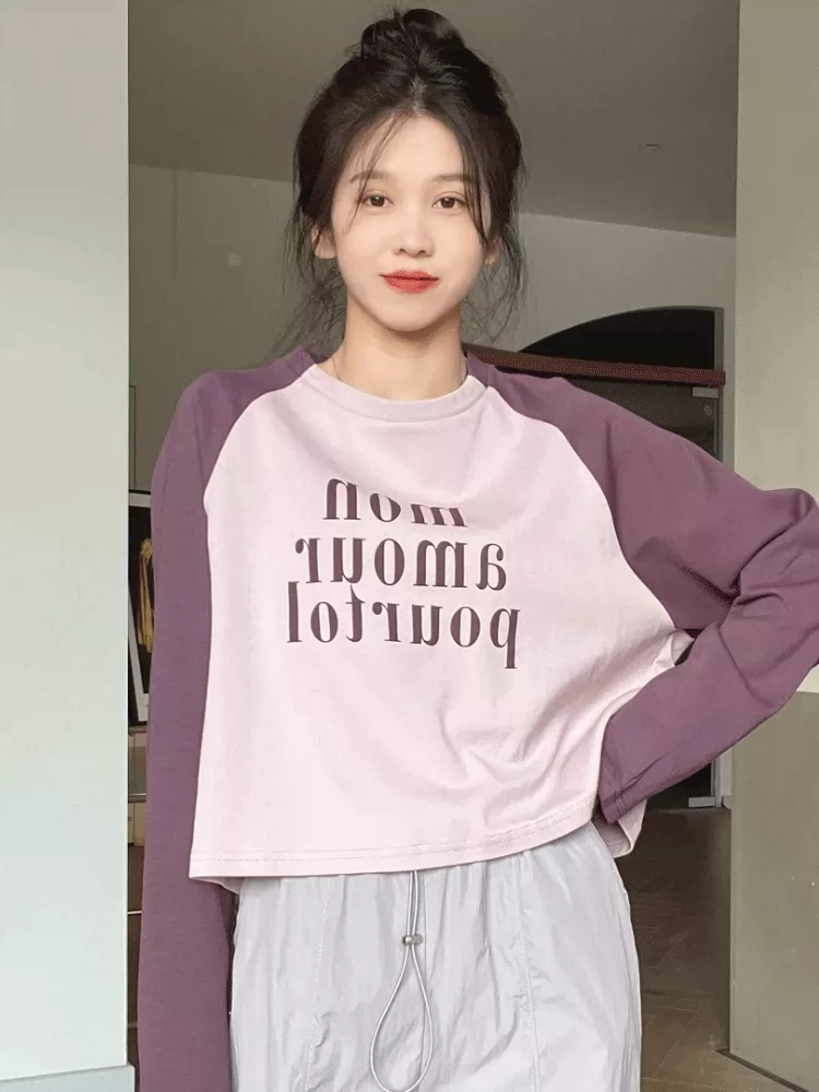 秋季長袖打底衫2023新款女裝寬鬆顯瘦設計感撞色插肩短款t恤上衣