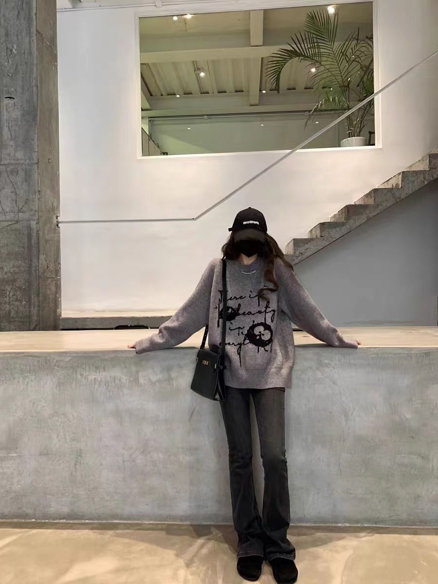 小君君布蘭妮 小煤球大人 獨家塗鴉版套頭毛衣女秋冬新款針織上衣