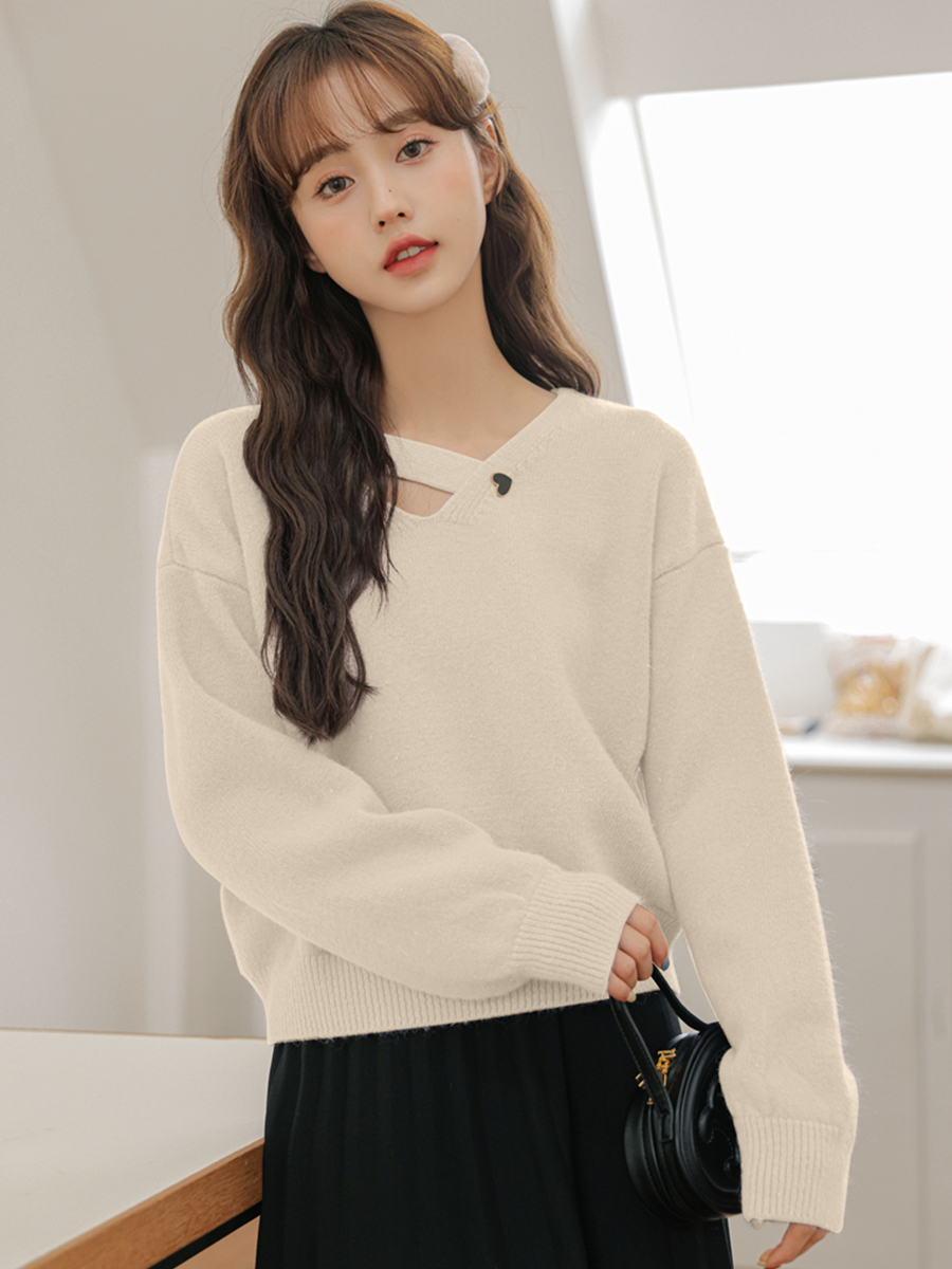 French style scheming V-neck sweater tops for women in autumn and winter new style loose lazy style sweet little sweater