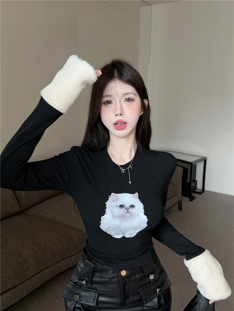 Real shot of sweet and spicy fluffy spliced ​​round neck printed T-shirt, long-sleeved bottoming shirt, personalized hot girl slimming and versatile top