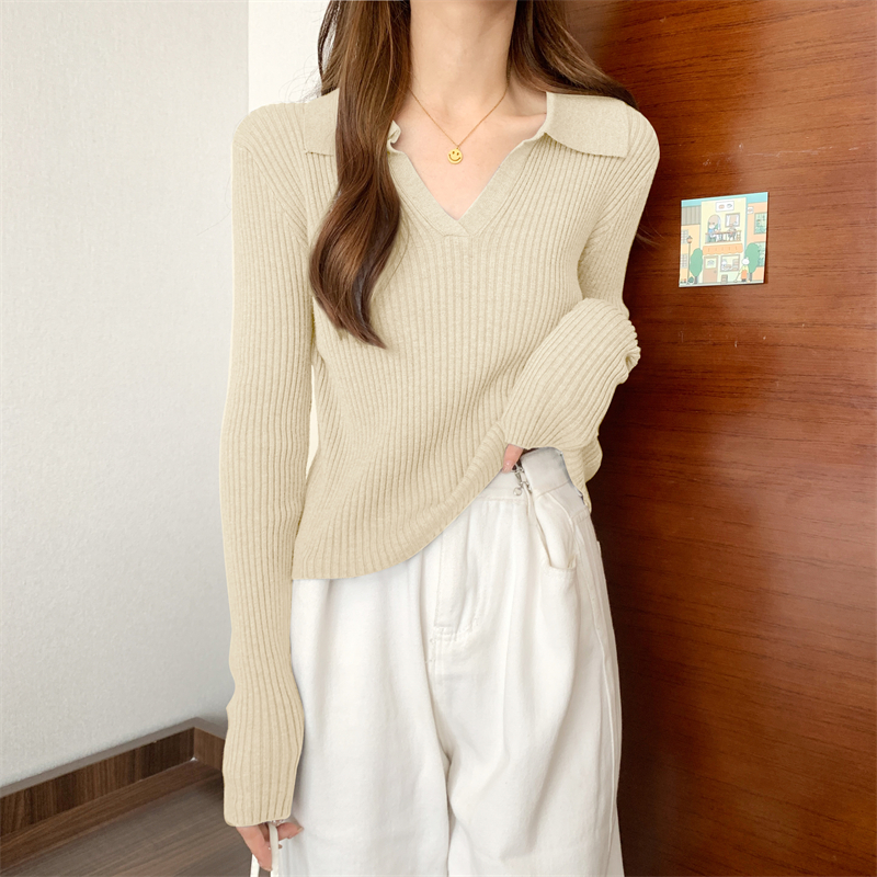 Small lapel knitted top for women with long sleeves and short 2023 autumn and winter slim sweater hot girl bottoming shirt