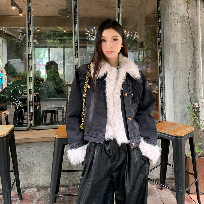 Real shot of Xiaoxiangfeng Internet celebrity's same style environmentally friendly fur collar padded denim jacket short coat cotton jacket