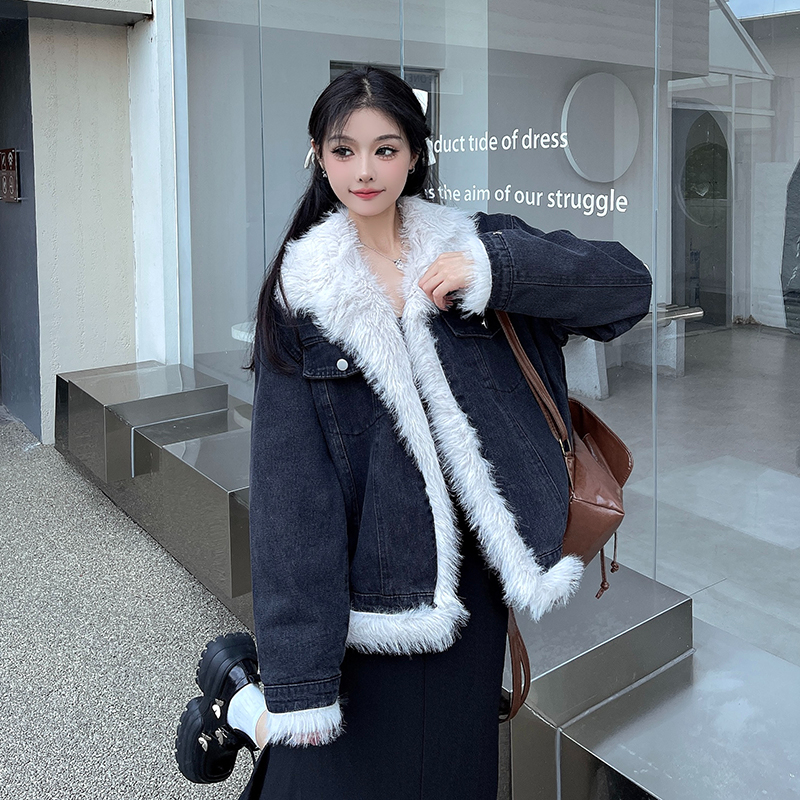 實拍！韓版牛仔短款拼接毛毛加厚棉服秋冬高級感炸街毛絨外套