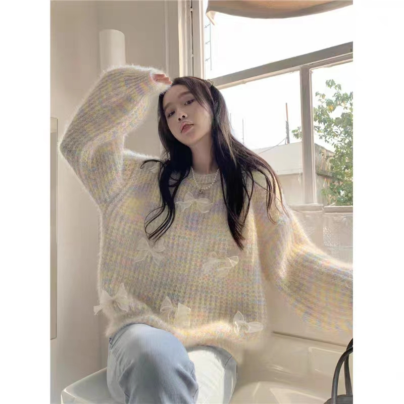 甜美溫柔風重工蝴蝶軟糯毛衣女秋季2023新款圓領寬鬆針織顯瘦上衣