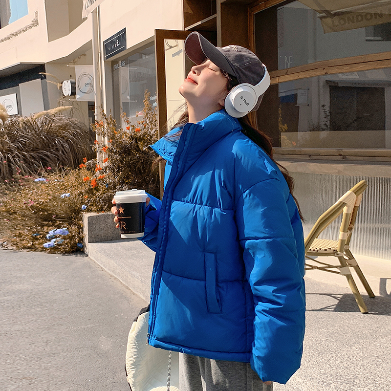 Short stand-collar down jacket for women 2023 winter new Korean style loose and versatile casual backpack with jacket