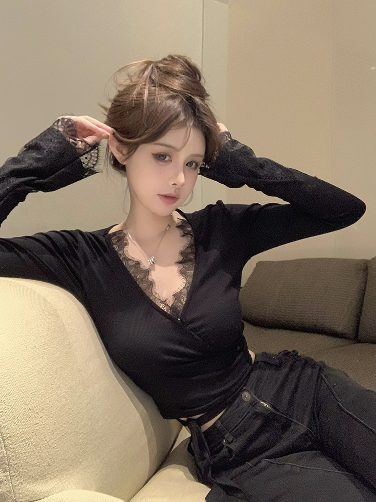 實拍 性感v領蕾絲拼接綁帶上衣女設計感修身長袖打底衫內搭