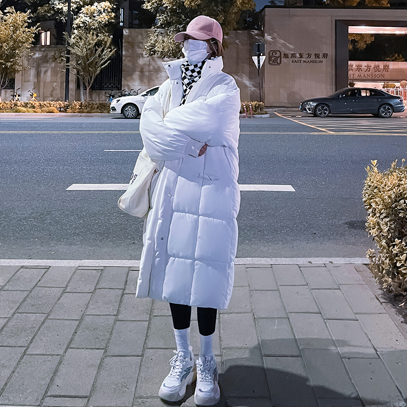 Real shot of cotton-padded jacket for women, Korean version, medium-length, large size, Hong Kong-style bread coat, loose student long waist-cinching down jacket