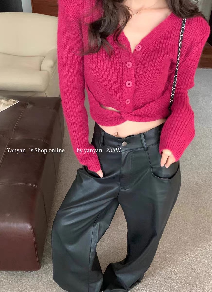 2023秋冬V領排扣辣妹漏腰短款收腰開衫毛衣外套女