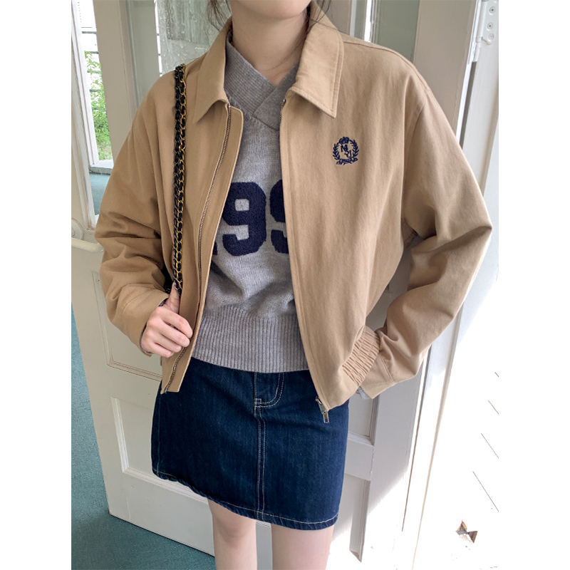 Real shot 2023 new American retro college style short jacket for women autumn and winter small embroidered zipper short jacket