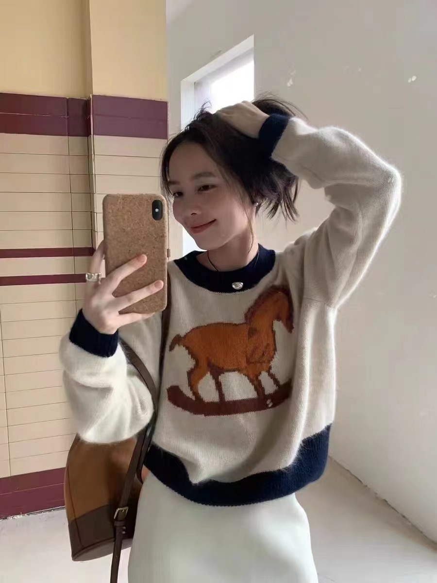 花栗鼠小姐 14*** 小馬毛衣 重工鈎花上衣綿羊毛慵懶風毛衣女