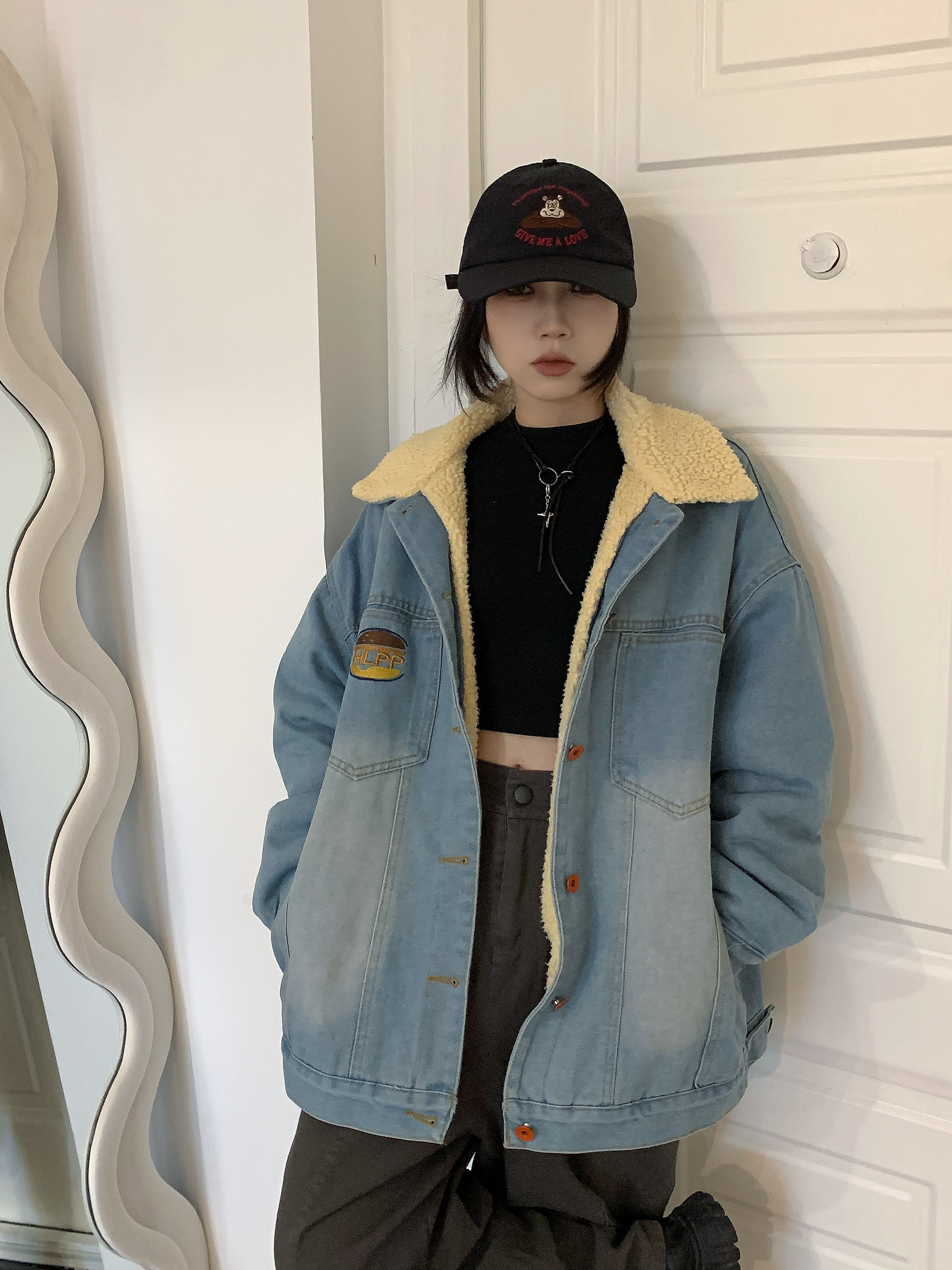 Actual shot of winter Korean retro imitation lambswool denim jacket for women new couple velvet thickened cotton jacket