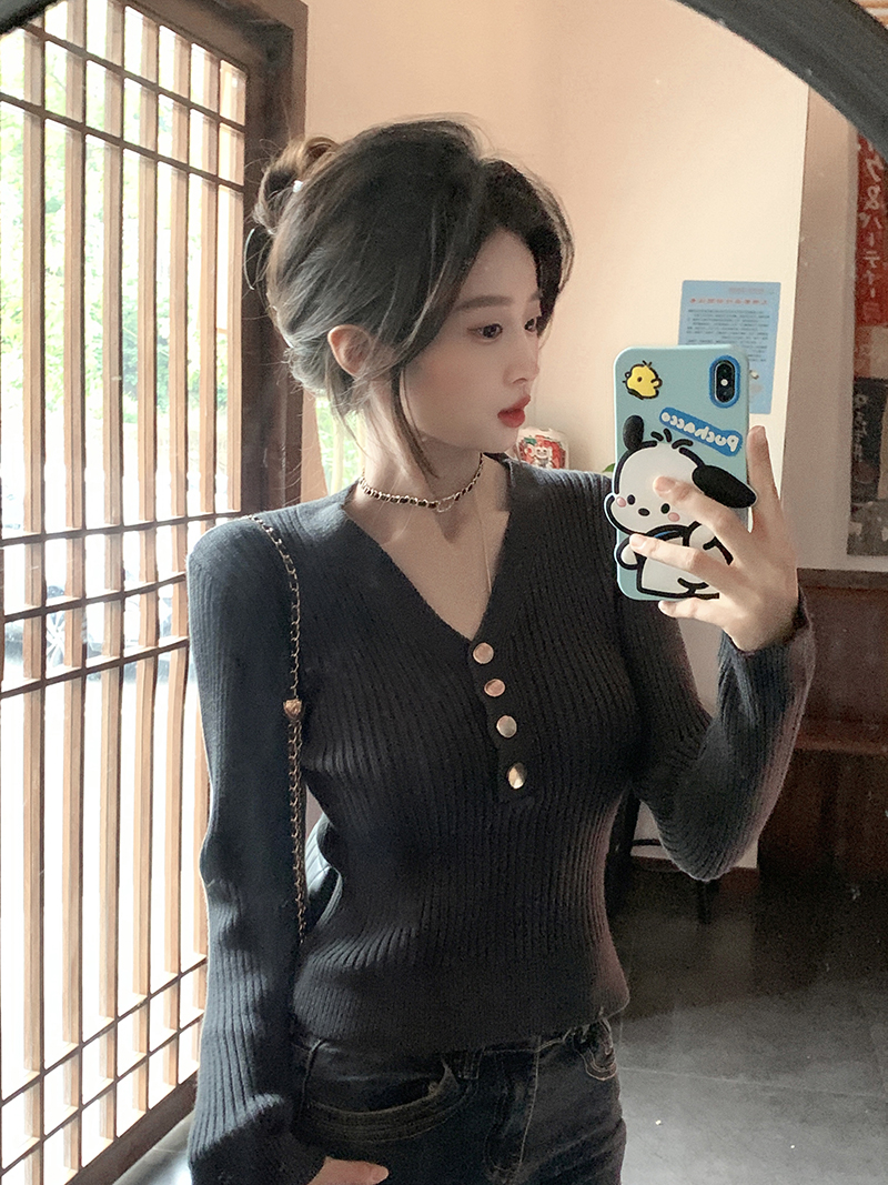 Real shot~Autumn and winter new style pure lust style slimming V-neck long-sleeved sweater for women
