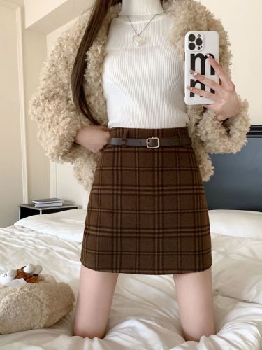 Real shot~Autumn and winter new retro plaid versatile slimming woolen skirt A-line skirt short skirt
