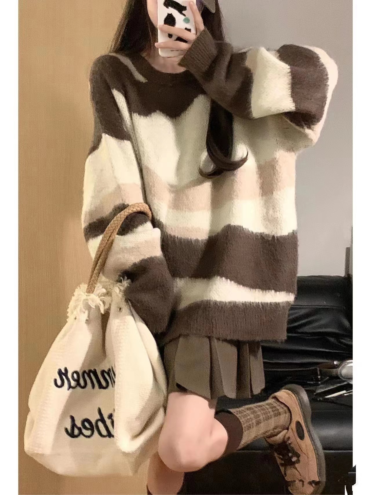 Early autumn cool girl's sweet and salt style outfit for women, fashionable and age-reducing, salty and sweet, small person, slimming two-piece suit