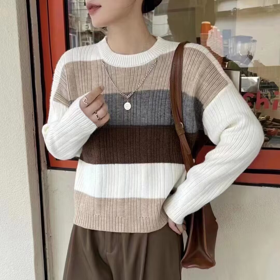 韓版時尚寬鬆短款條紋圓領毛衣