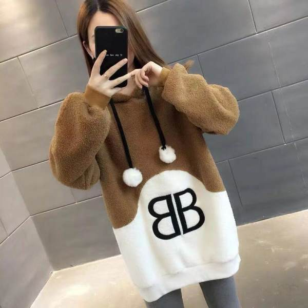 2023 winter new style loose hooded top coat Korean style mid-length imitation sherpa plus velvet thickened sweatshirt for women