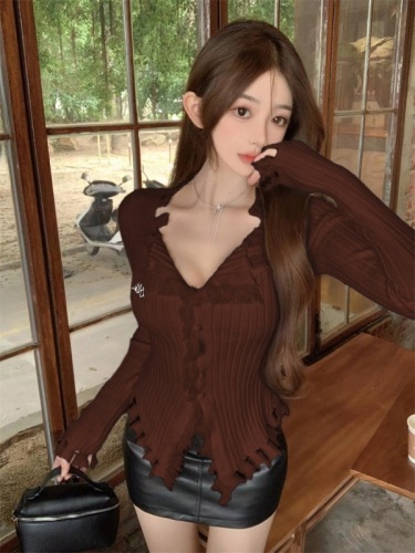 Live-shoot! Maillard pure desire style spicy girl V-neck tassel plus thick knitting irregular cardigan outerwear