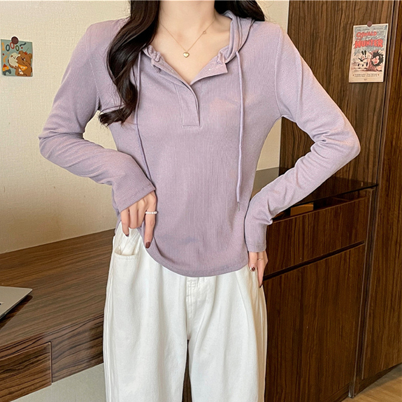 Real shot of four-color autumn daily simple inner layering shirt long-sleeved T-shirt for women irregular hooded V-neck top