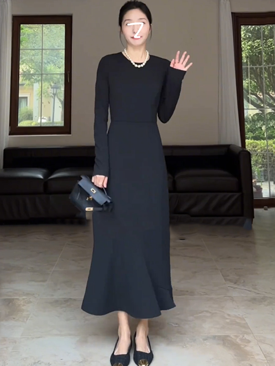 九九郭秋冬高級感西裝裙魚尾長袖連衣裙女顯瘦收腰氣質內搭小黑裙