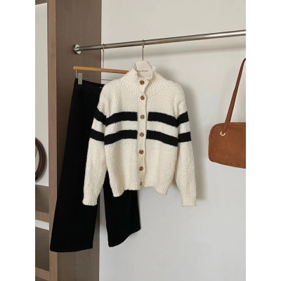 Autumn new style gentle Korean style soft and waxy artistic raw milk sweater, lazy and small temperament knitted cardigan jacket