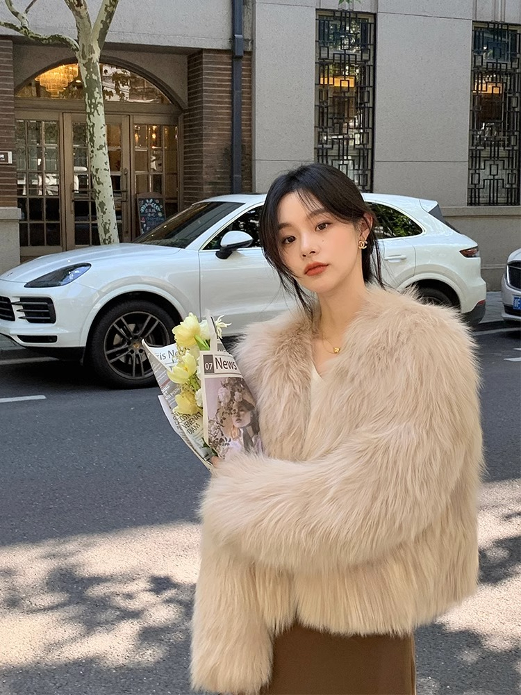 2023新款仿狐狸毛年輕款皮草外套女冬季短款V領網紅毛毛大衣顯瘦