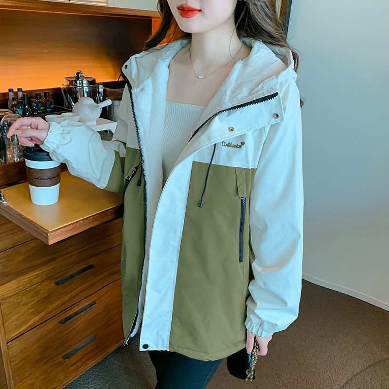 大量 連帽加厚衝鋒衣外套女2023秋冬新款寬鬆加絨外套棒球服