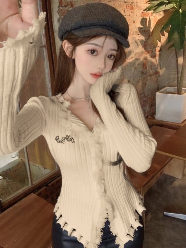 Live-shoot! Maillard pure desire style spicy girl V-neck tassel plus thick knitting irregular cardigan outerwear