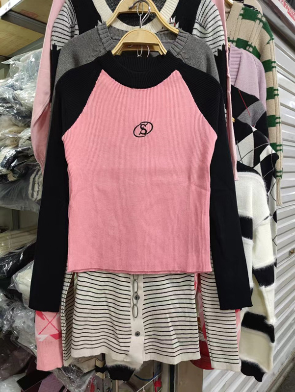 Song Xiaoen's right-shoulder short sweater long-sleeved pure cotton autumn new slim fit bottoming shirt with top for women