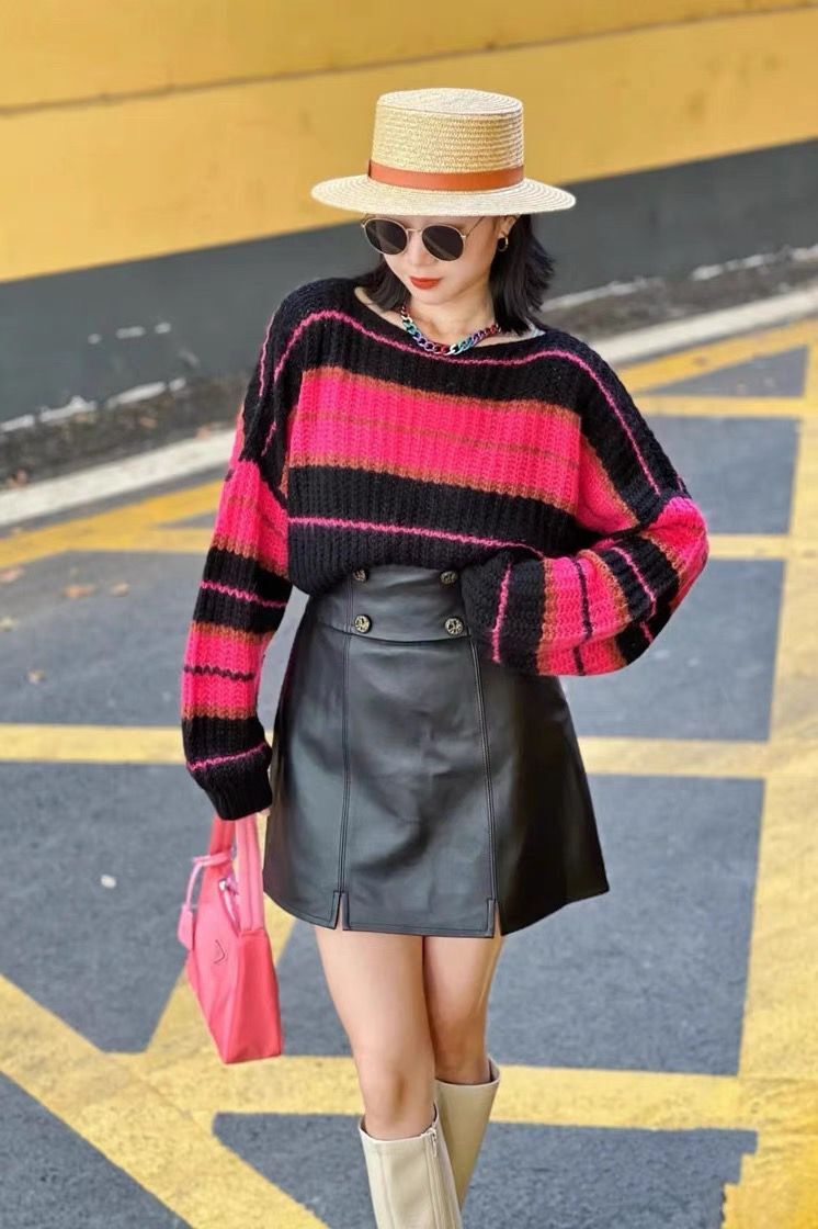 毛衣工廠 2023新款慵懶粉色毛衣女一字肩辣妹短款條紋毛衣潮