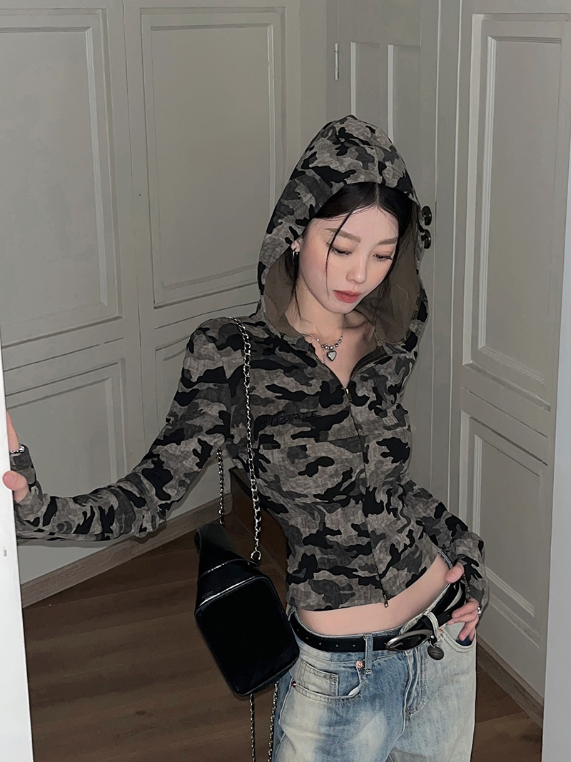 Actual shot of camouflage short right shoulder niche casual hooded cardigan for women autumn slim slim top