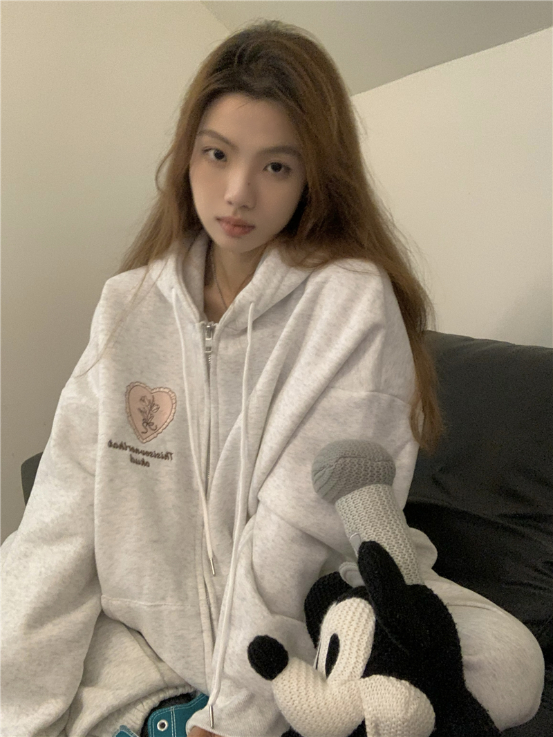 實拍~韓系鬼馬少女愛心刺繡寬鬆加絨連帽衛衣拉鏈外套